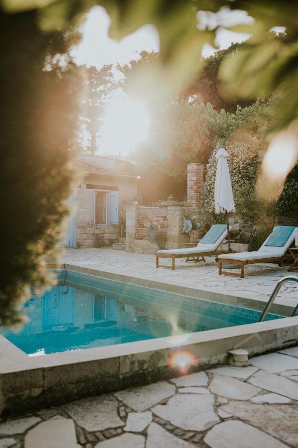 Villa Avgoustis Pachna Екстериор снимка